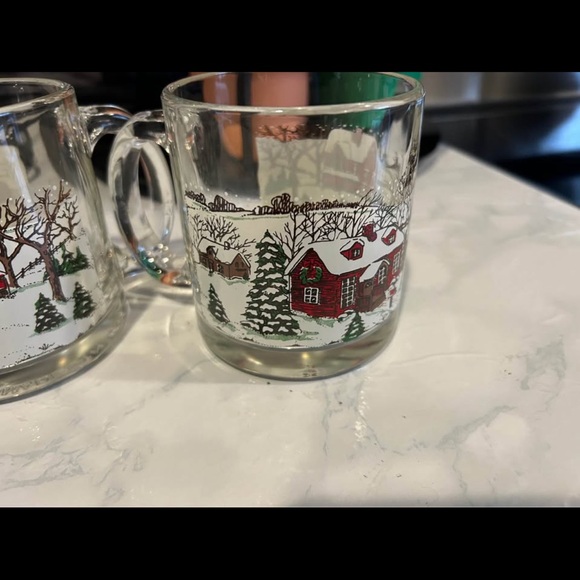 Winter Scene Glass Mugs Set - Picture 3 of 4
